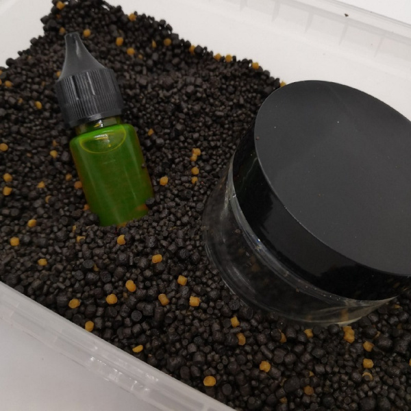 Method mix Carp Hunter  Pellets Fluoro Liquid1