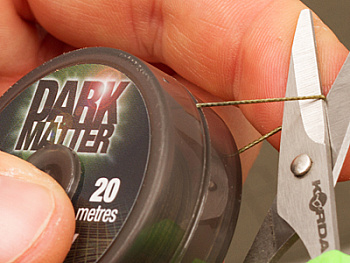Повод. мат. в оболочке Korda Dark Matter Braid   10м 18lb/ (Gravel Brown) 